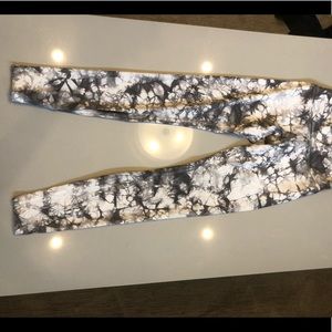 Lululemon Wunder Under High-Rise Size 4: Like New!